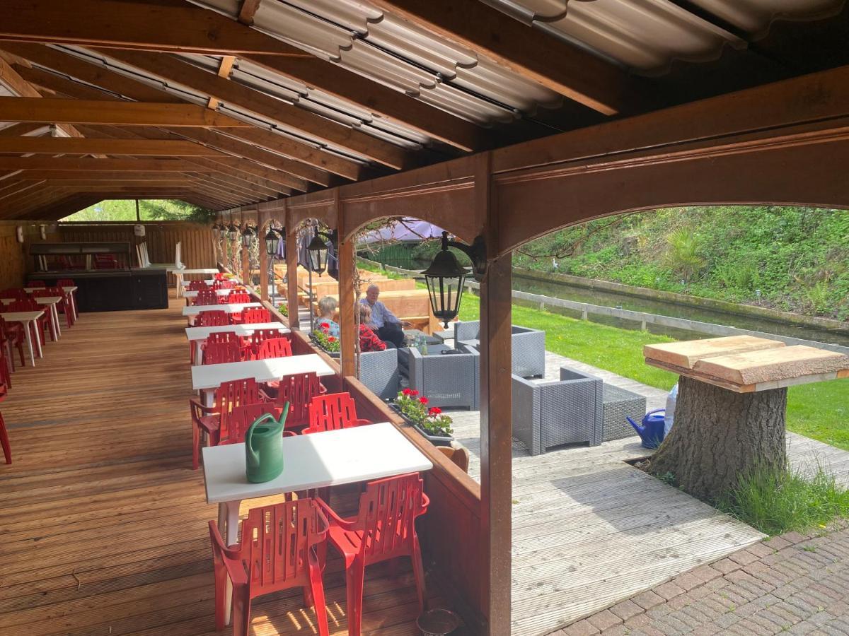 Hotel-Restaurant Theis-Muehle Biersdorf 외부 사진
